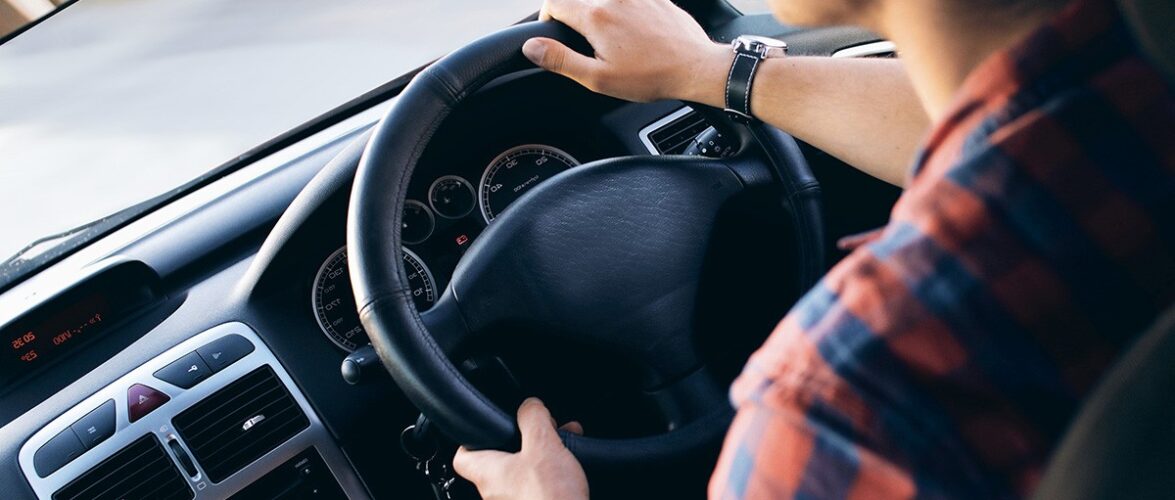 These are the reasons why you might consider taking driving lessons