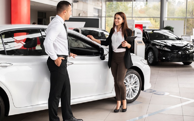 Why Startups Should Choose Long-Term Car Rental Instead of Fleet Purchase