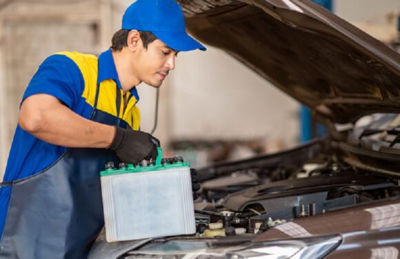 DIY vs Professional Car Battery Replacement: What’s Better?