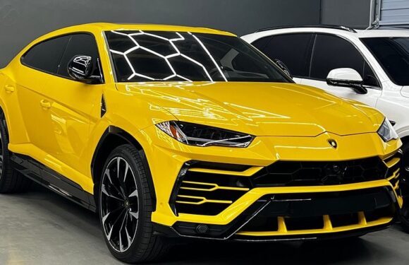 Exploring Las Vegas: The Best Itineraries for Car and Van Rentals