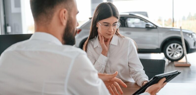 Understanding Lease Terms, Mileage Limits, and Hidden Costs